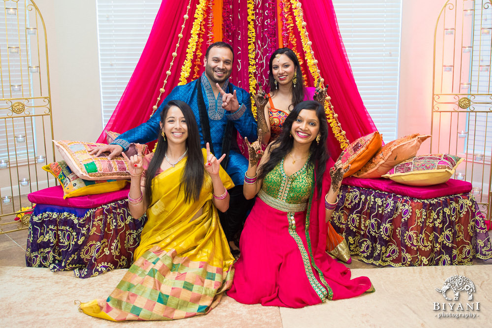 Hook'em Horns with Mehndi hands