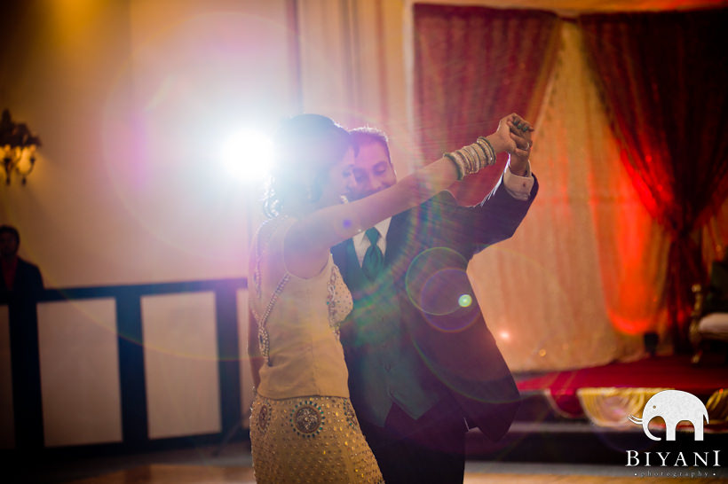 From London to New York, this couple merged their traditions in a magical  riverside wedding ceremony on the banks of the Ganga | Vogue India