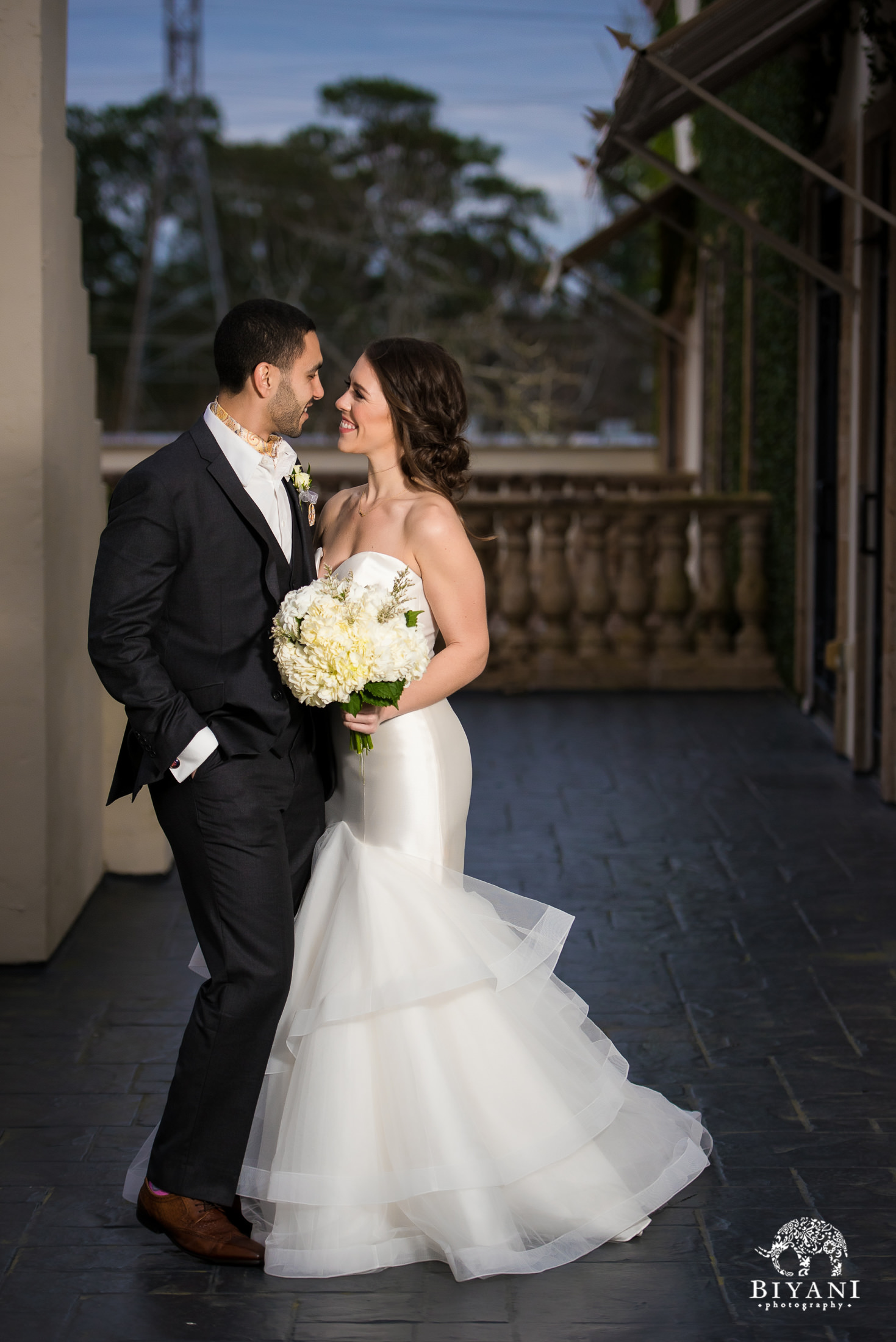 Houston Fusion Egyptian Wedding Portraits with Bride and Groom